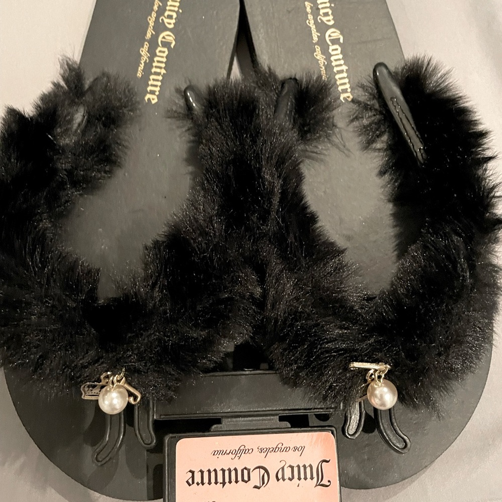 NWT Juicy Couture Black Flip Flops Size 8